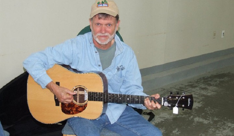 Pete Jonsson has performed in bands and as a solo artist since the ice age. Pete grew up in a house where relatives gathered and played music. It was then that he began learning some old standards, popular music of the early 1900s. Pete is also fond of folk, blues, country, and pop. He plays guitar in various styles, fingerpicking, flatpicking, and slide. He also has a wide range of wonderful original tunes.