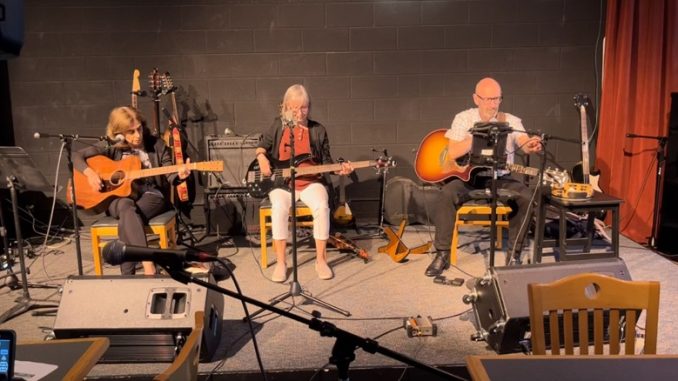 Just in Time is an evolving acoustic folk rock trio based in the McHenry, Illinois area.